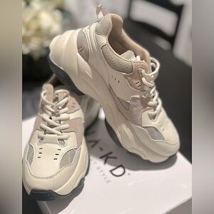 GORGEOUS NAK-D sneakers, size EU 41/ size US 10.5